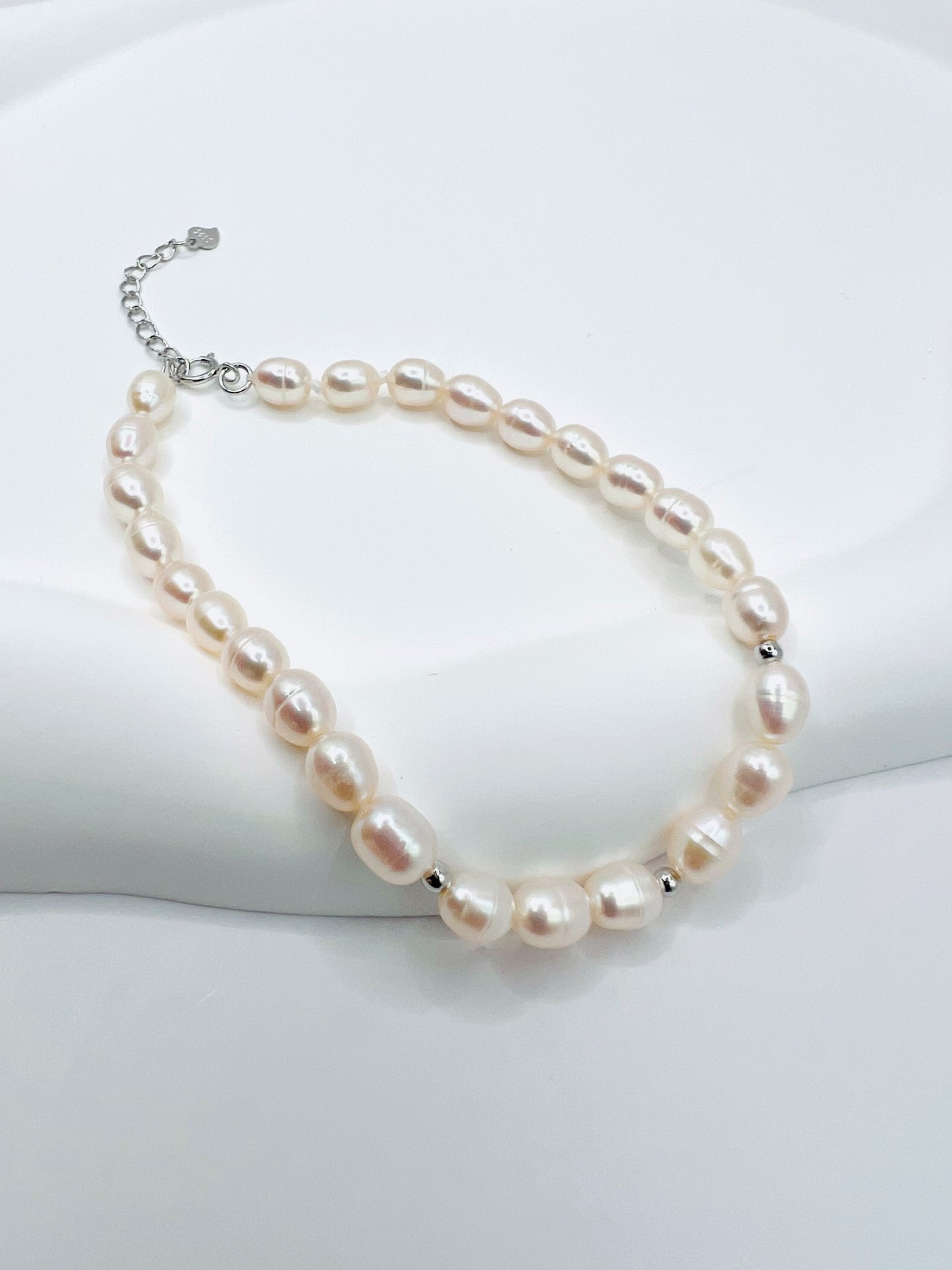 5-6mm WHITE FRESHWATER PEARL BRACELET