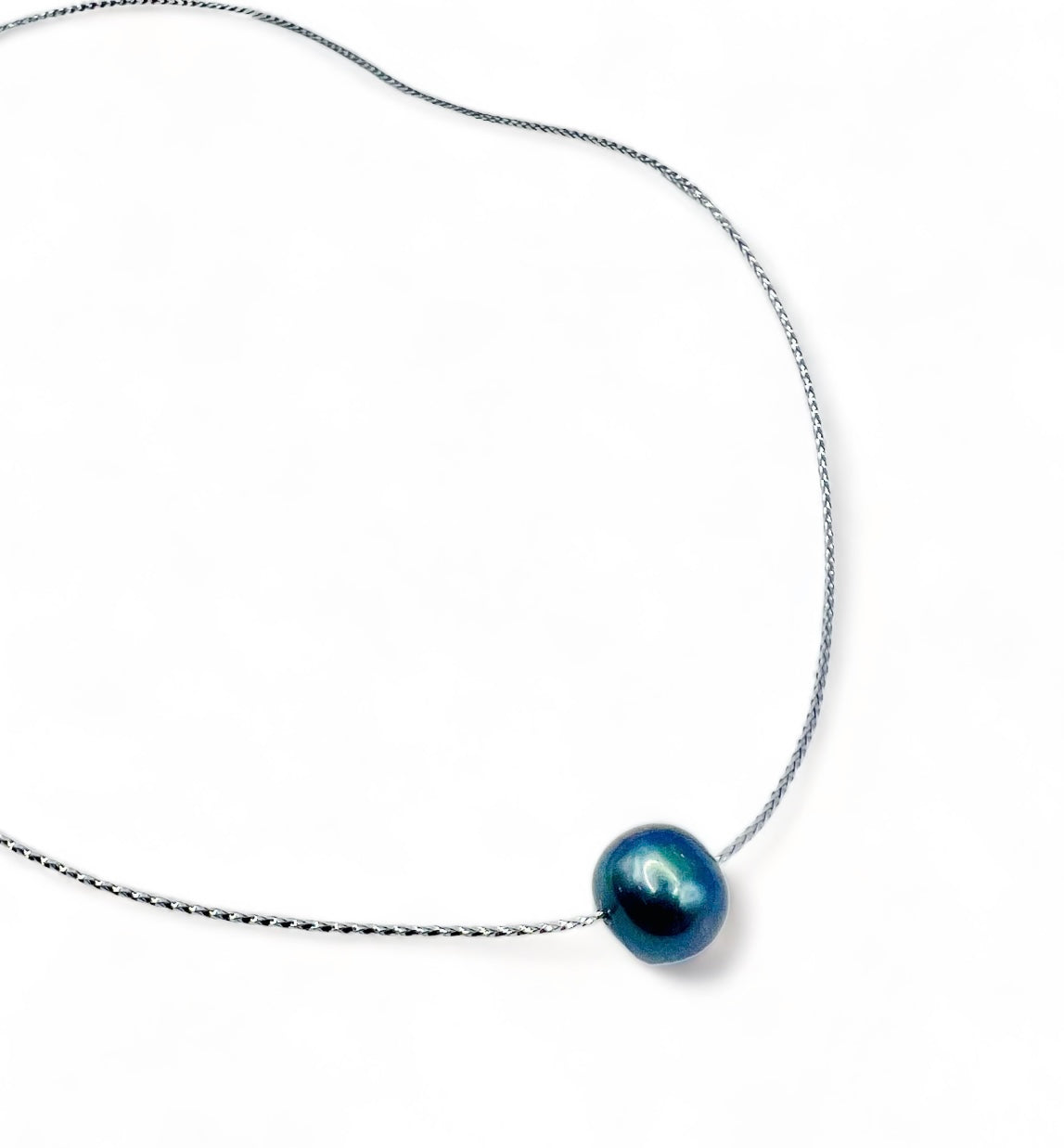 MAEVE BLACK PEARL NECKLACE