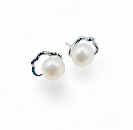 KIARA 6.5-7mm FRESHWATER PEARL EARRINGS