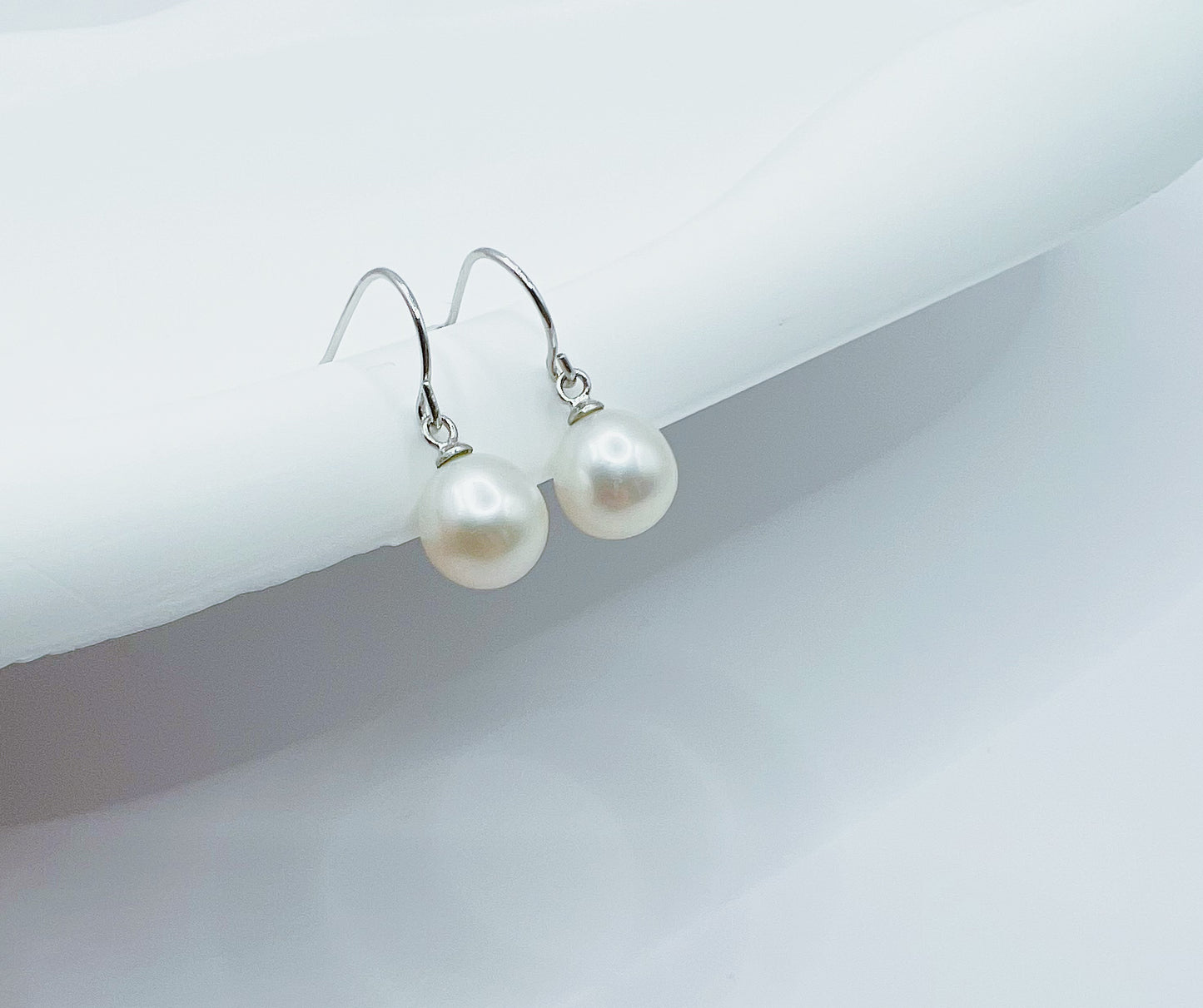 RAYA WHITE FRESHWATER PEARL EARRING