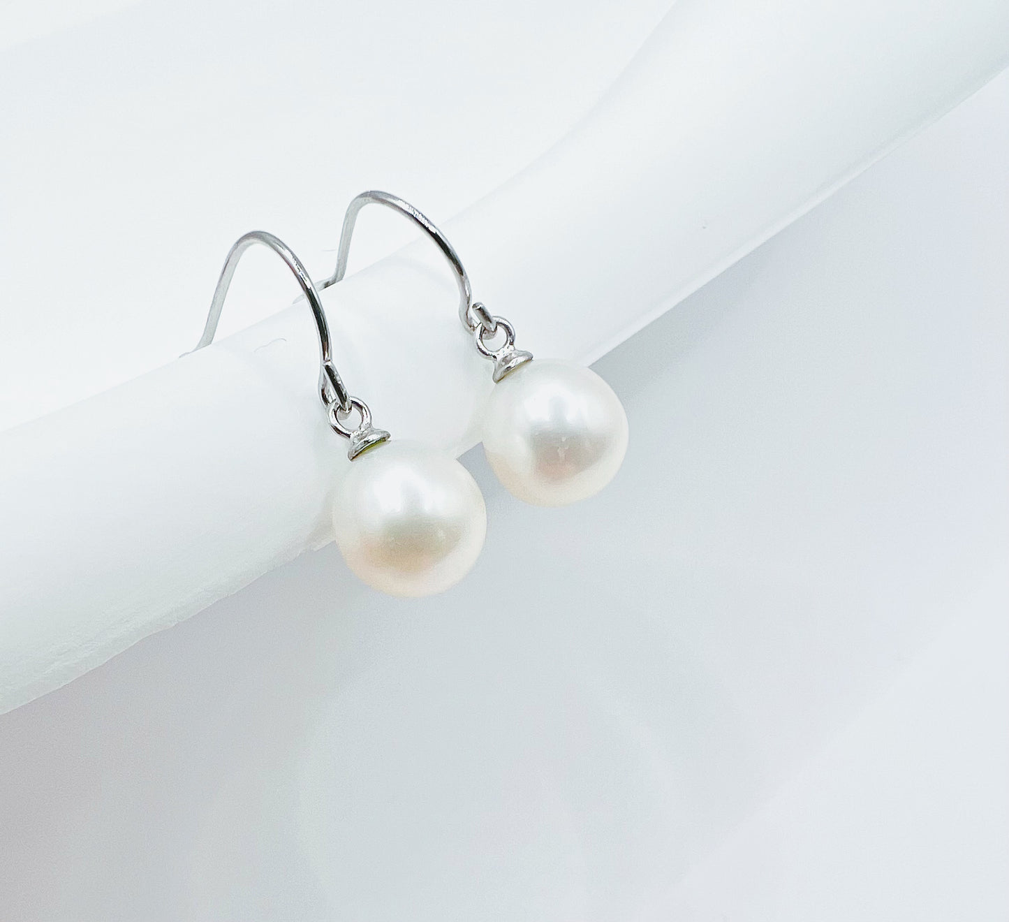 RAYA WHITE FRESHWATER PEARL EARRING