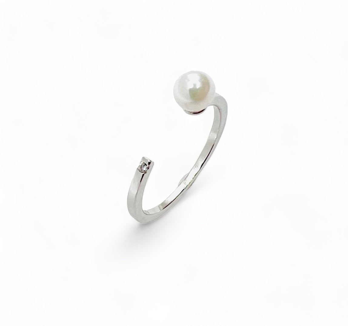 Willa Pearl Ring - Silver