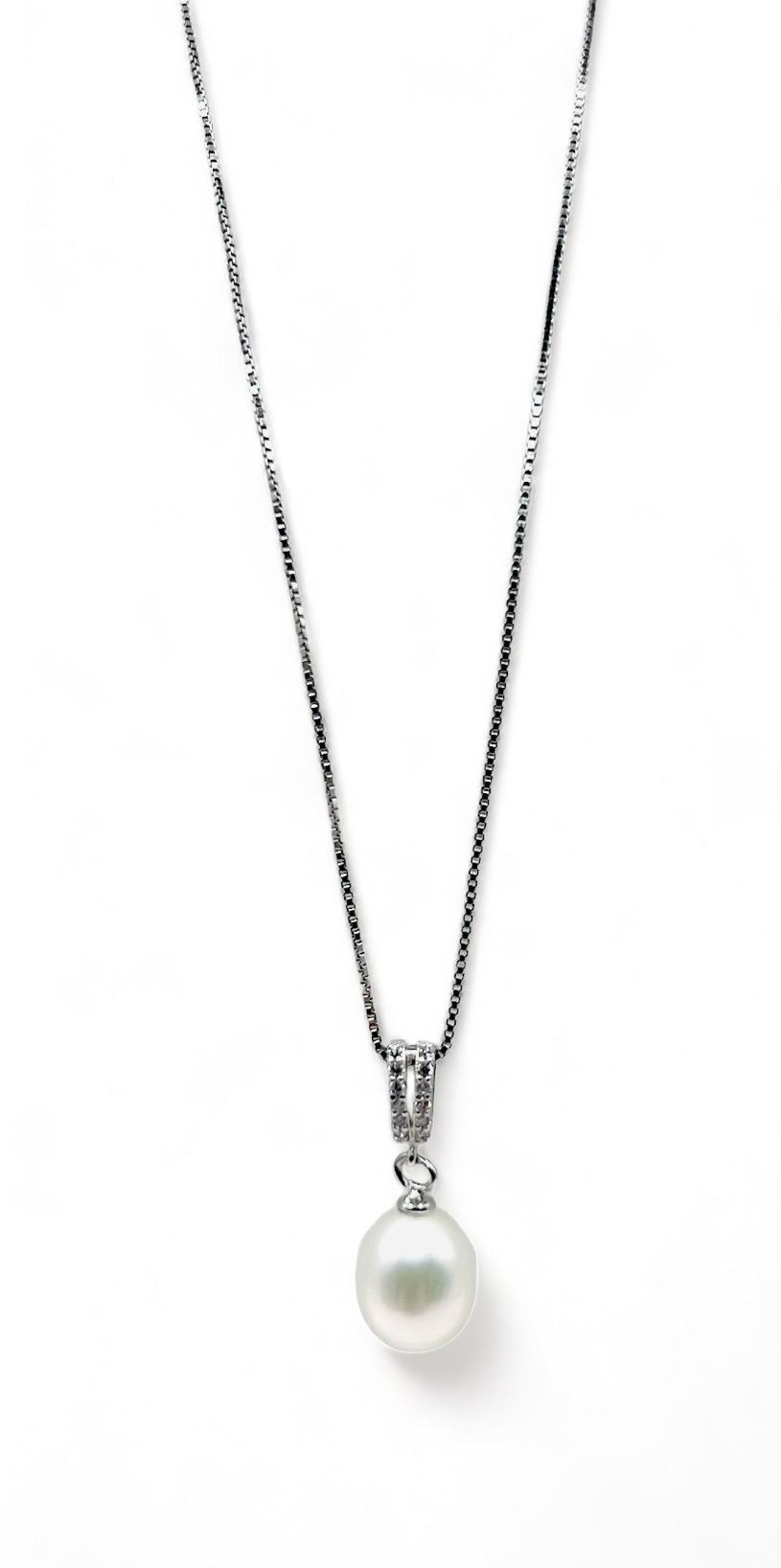 Reign Necklace - Fresh Water Pearl