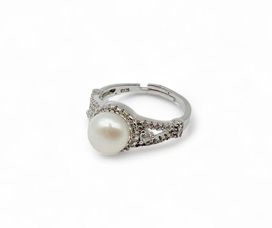 MAIA PEARL RING